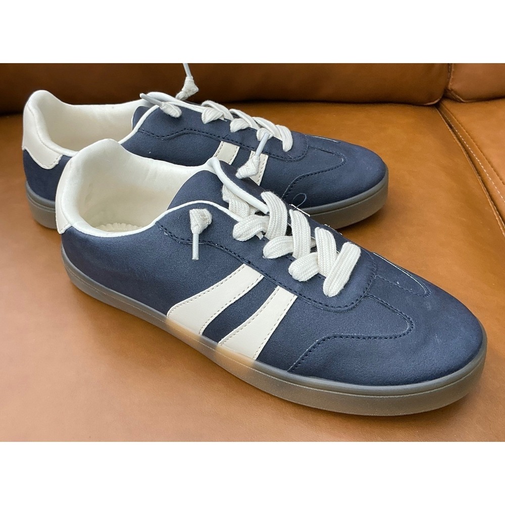 POP Lanette Sneakers Womens 9.5 Navy Blue Faux Suede Low Top‎ Lace Up
